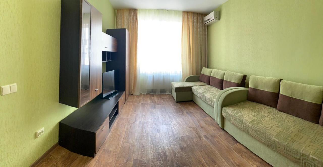 Appartamento Квартира В Новострое Odessa Esterno foto