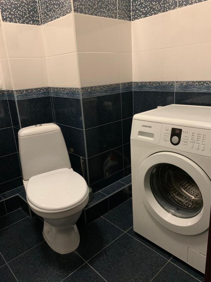 Appartamento Квартира В Новострое Odessa Esterno foto